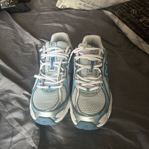New Balance Blue and White Sneakers with Comfort Cushioning